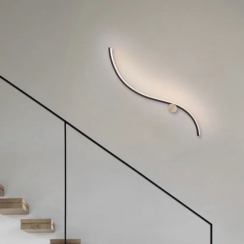 Led պատի լամպ Curved Line Wall Sconce Ննջասենյակ